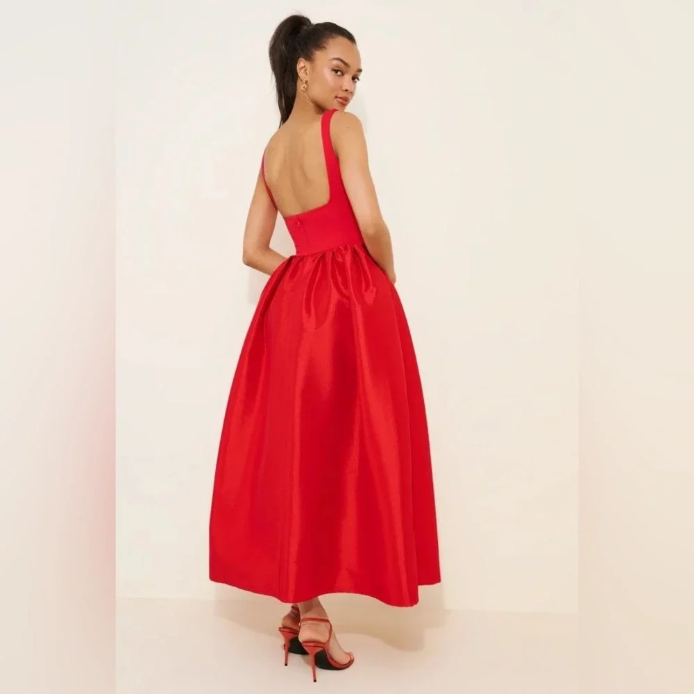 Delfi Collective Elsa Long Dress in Red - Picture 2 of 14
